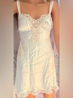 Linea Donatella Cream Lace Chemise